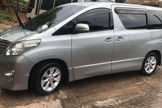 Montego Bay Airport to Grand Bahia Principe Jamaica - Why a private transfer from MBJ makes your first hour easier