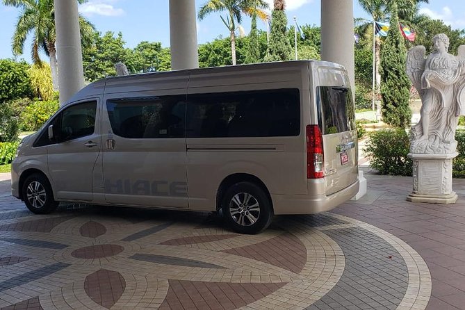 Montego Bay Airport To Luxury Bahia Principe Runaway Bay - Choosing private: why it feels better than a shared shuttle