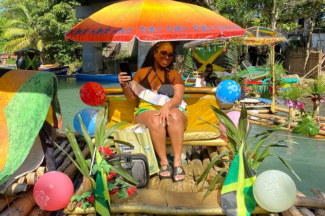 Montego Bay Airport Transfer-Excellence, Royalton, Eden Bay - Inside the ride: comfort, air-conditioning, and included drinks