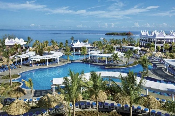 Montego Bay Airport Transfer to Hotels in Montego Bay or Falmouth - Price and value: what $16 per person really buys