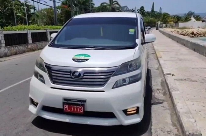 Montego Bay Airport Transfer to Ocean Eden Bay and Coral Spring - The Human Touch: Drivers Vincent and Timeless