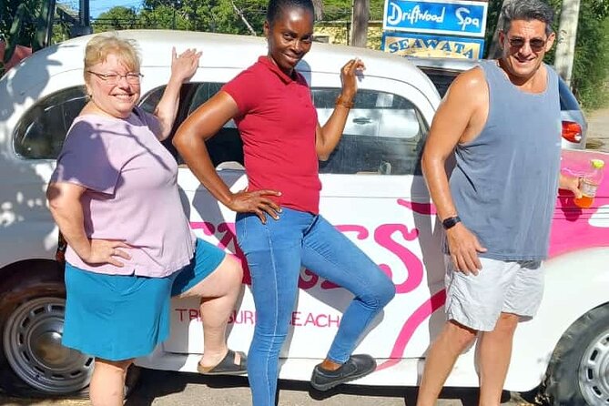 Montego Bay Airport Transfers Private Taxi to Hotels in Negril - Meet Joyce at arrivals, sign in hand