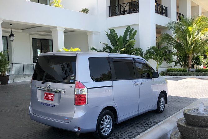 Montego Bay Airport Transfers ( Round Trip-Montego Bay Hotels) - The Private Car Setup at Arrivals (Where It Usually Matters Most)