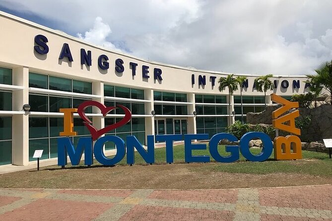 Montego Bay Airport Transfers to Hotels in Falmouth/ Trelawny - Ride comfort that actually helps after travel