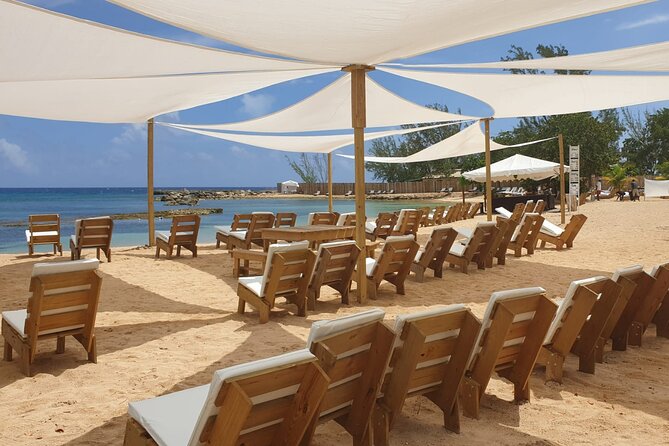 Montego Bay: Bamboo Beach Club with Lunch and Cocktails - Jerk lunch at your beach chair: why it’s better than a quick buffet