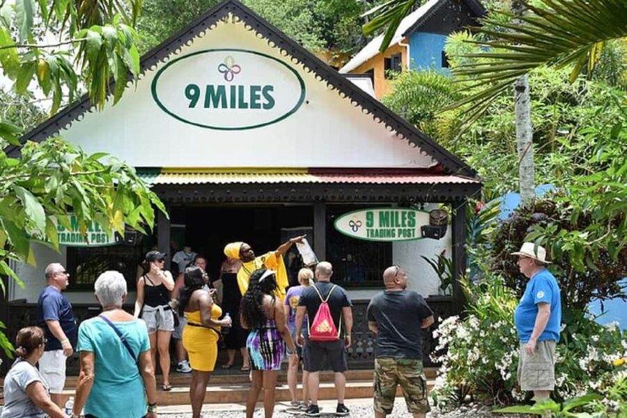 Montego Bay: Bob Marley Tour to 9 Mile, St. Ann - Pickup and Drop-Off: Getting There Without Stress