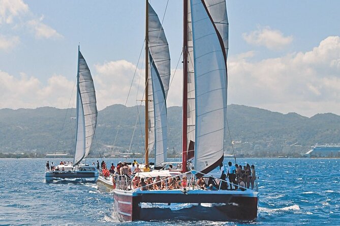 Montego Bay Catamaran: Snorkel Tour with Open Bar & Reggae DJ - Key highlights at a glance
