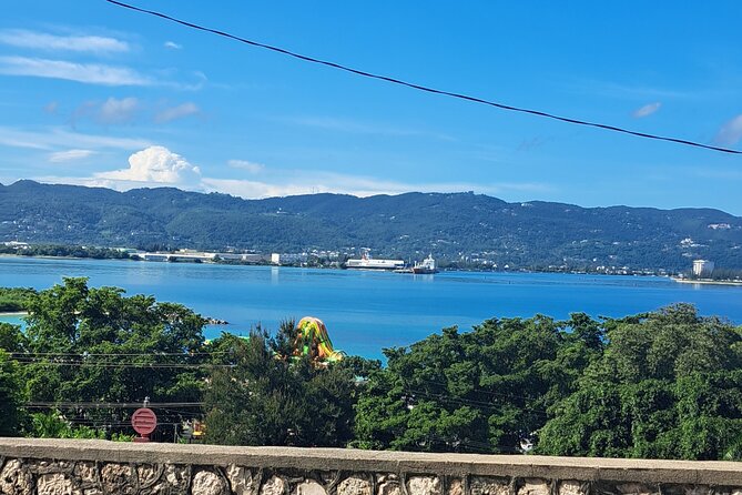 MONTEGO BAY City Highlights Tour - Downtown Montego Bay and Sam Sharpe Square: Where the City Gets Its Context