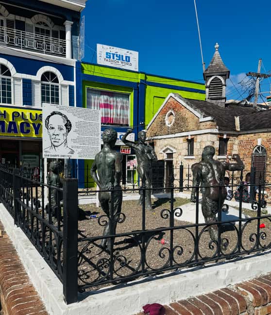 Montego Bay City Tour - Sam Sharpe Square: where Montego Bay gets real