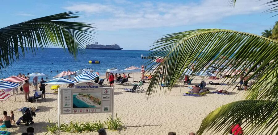 Montego Bay Excursion and Beach - Montego Bay in 4 hours, starting at Sam Sharpe Square