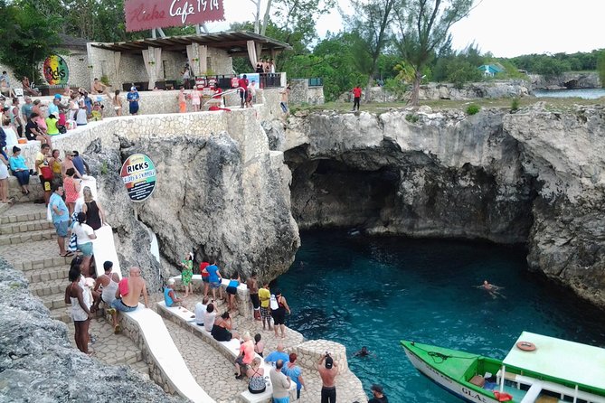 Montego Bay Excursion Negril 7 Miles Beach, Rick's Cafe and Time Square Shopping - Getting from Montego Bay to Negril without stress