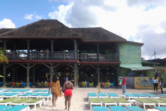 Montego Bay Excursion Negril 7 Miles Beach, Rick's Cafe and Time Square Shopping - Price and value: why $135.50 can make sense