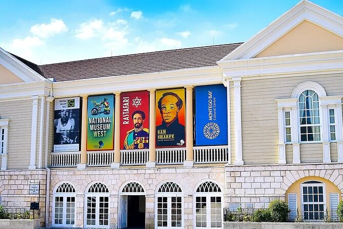 Montego Bay Highlights Tour, Bamboo Rafting Experience & Shopping - Harbor Street Craft Market: the best kind of souvenir hunt