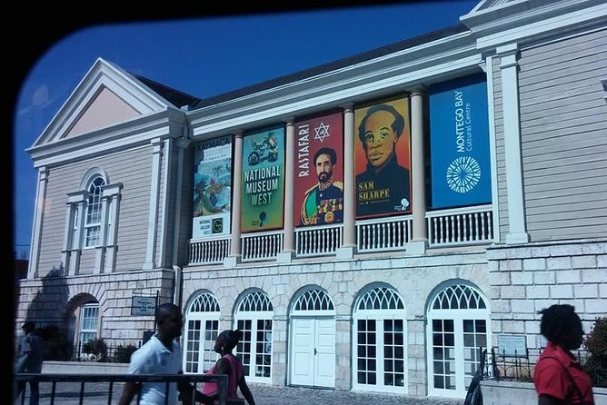 Montego Bay Highlights Tour from Montego Bay - Sam Sharpe Square and the Cultural Center: History at Human Scale