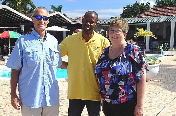 Montego Bay Hotels Private Airport Round Trip Transfers - The ride to Montego Bay or Rose Hall: short, comfortable, and practical