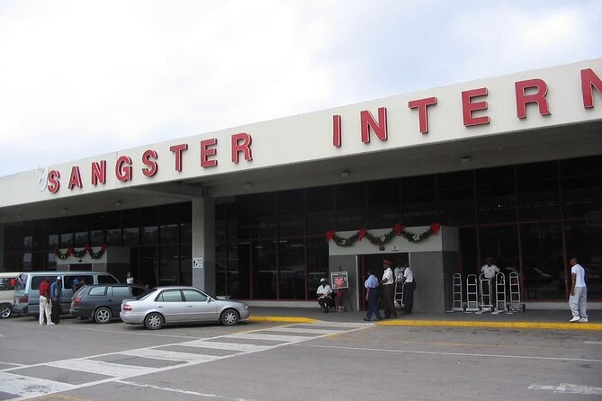 Montego Bay Jamaica Airport Transfer to Hotels in Montego Bay - Hotel drop-off done right, with local tips on your time