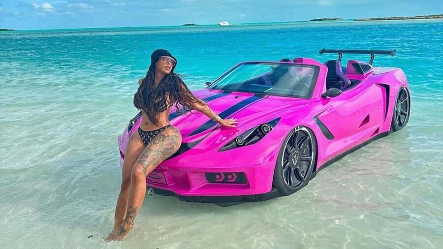 Montego Bay: Jet Car or Jet Ski Experience - The big idea in Montego Bay: jet ski speed plus jet car swagger