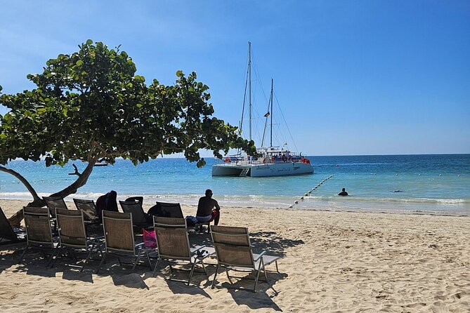 Montego Bay Local Experience & Beach from Cruise Ships - The beach stop: warm water time, plus changing rooms and honest help