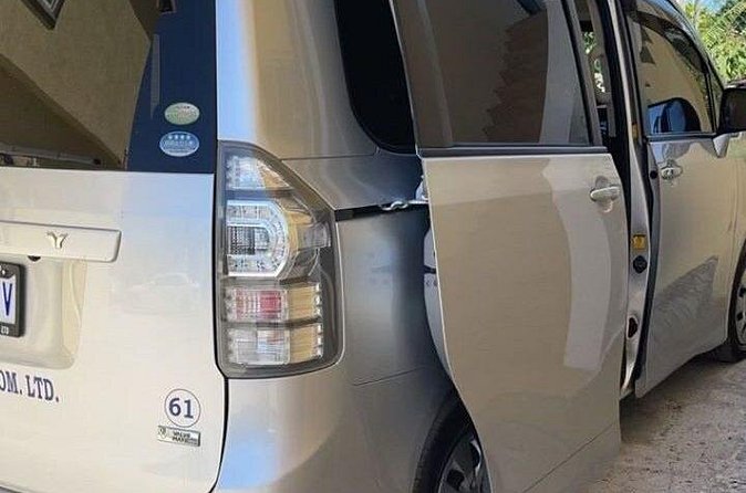 Montego Bay Private Airport Transfers - Round Trip - FAQ