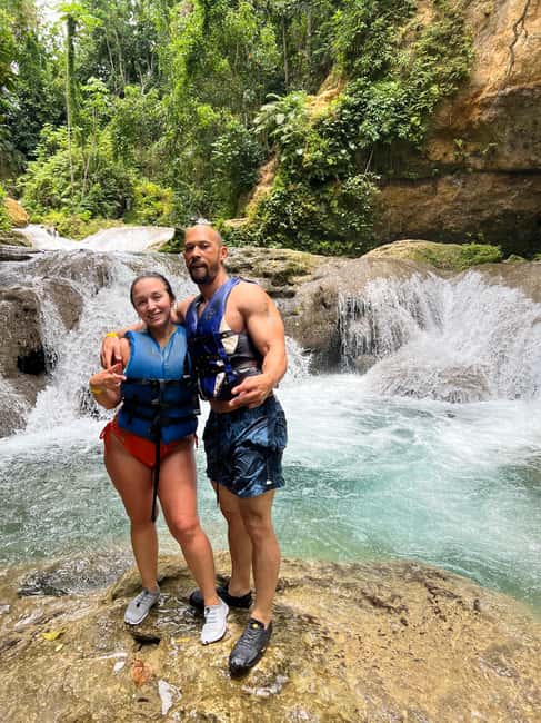 Montego Bay: Private Dunn's River Falls and Blue Hole Tour - Transportation from Montego Bay, and why timing matters