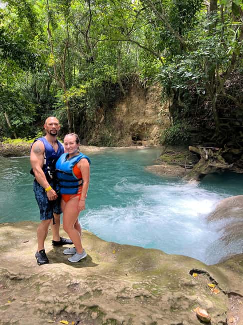 Montego Bay: Private Dunn's River Falls and Blue Hole Tour - What your $140 per person is really buying