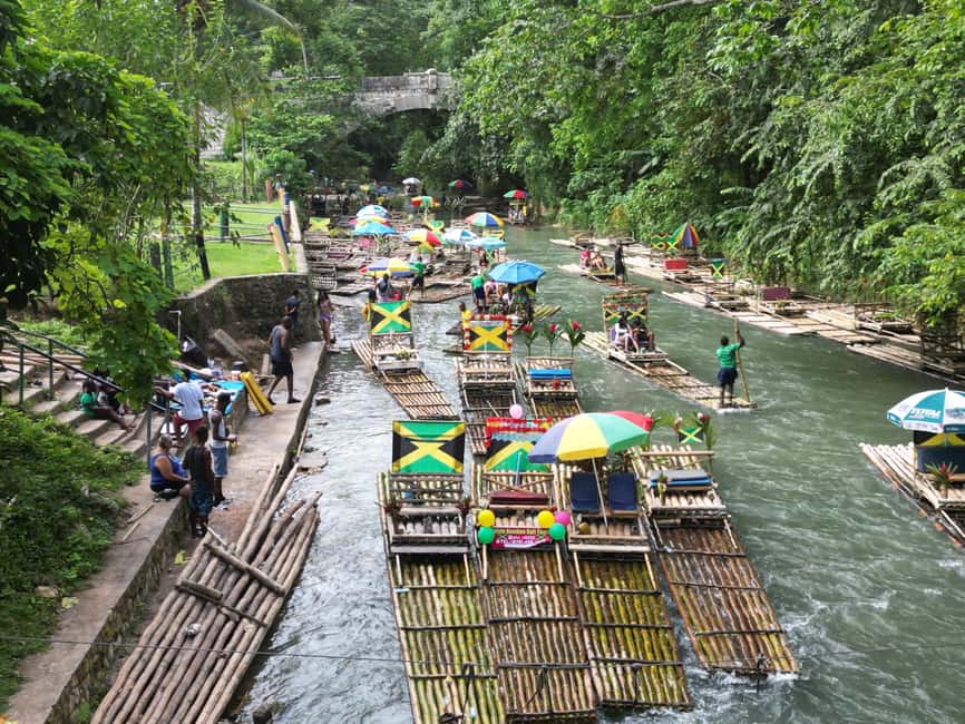 Montegobay: Rafting Tour with Limestone Massage - Bamboo Rafting on Jamaica’s Great River, the calm version