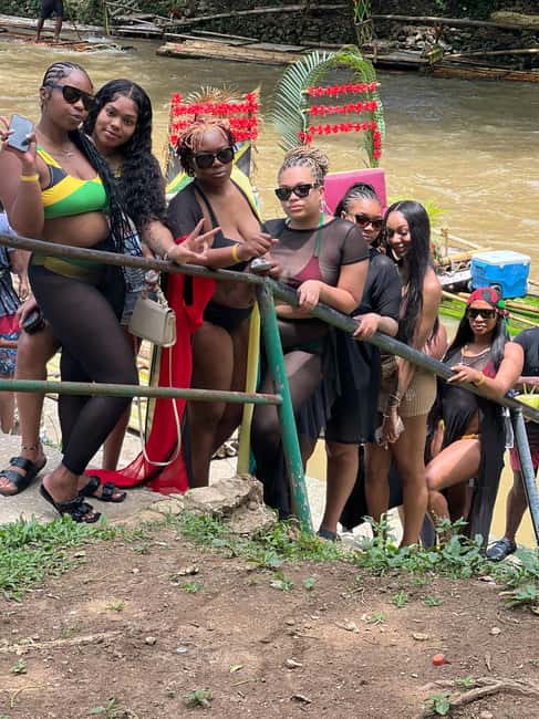Montegobay: Rafting Tour with Limestone Massage - Getting from Montego Bay and Trelawny to Lethe, and why pickup time matters