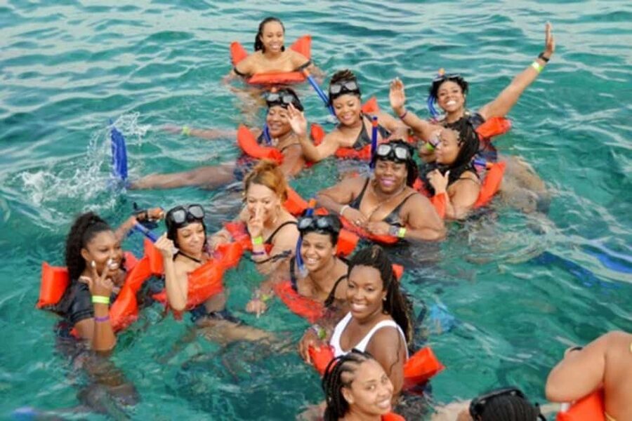 Negril Catamaran: Adults Sunset Party with Drinks & DJ - Practical packing list so you enjoy every stop