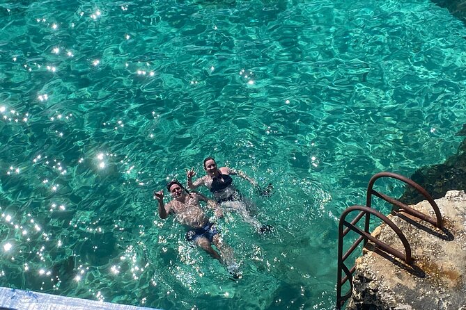 Negril day! beach and west end Cliffs with French Guide - Lunch and local flavors: how to plan around lobster