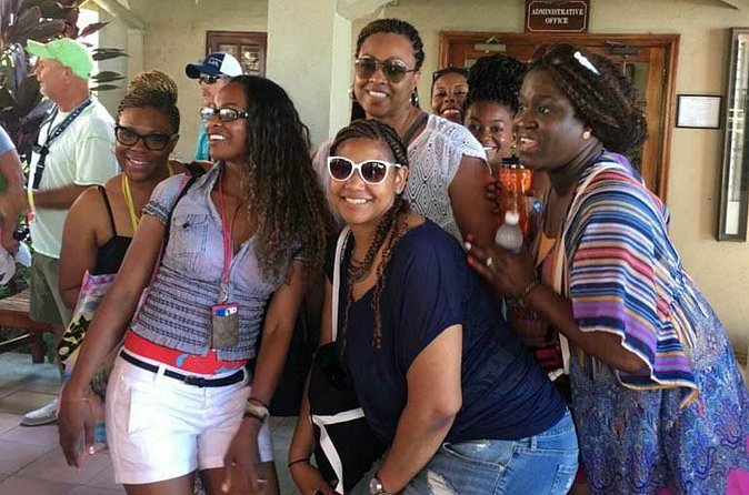 Negril Hotels Private Round Trip Transfers from MBJ - The outbound ride to Negril: what you should expect