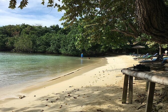 Negril Private and Public Beach with Ricks Cafe from Montego Bay - Rick’s Cafe Sunset: Cliff Jumpers and Your Cocktail Moment