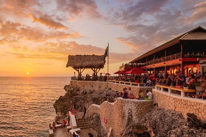 Negril Seven Mile beach and Rick’s Cafe from Montego Bay - Guides and service: what makes the experience feel smooth
