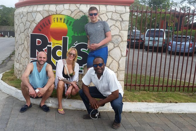 Negril Seven Miles Beach Day and Rick's Cafe Sunset Private Tour - Price and value: is $125 per person worth it?
