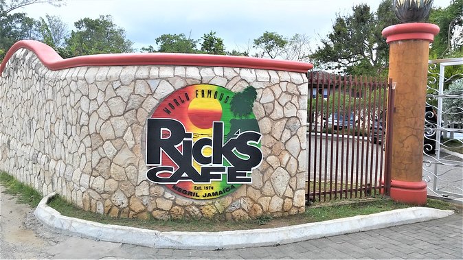 Negril Sunset Trip to Rick's Cafe from Montego Bay and Grand Palladium - Tips to get the best sunset timing (without overplanning)