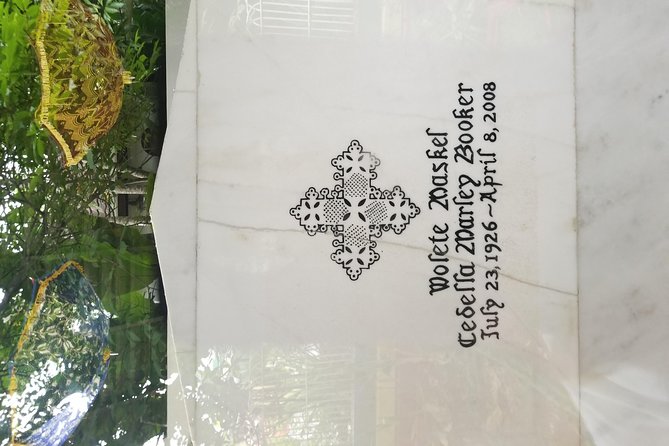 Nine Mile Bob Marley Mausoleum Transportation [ Birthplace ] - Montego Bay to Nine Mile: why this transfer is the easy way