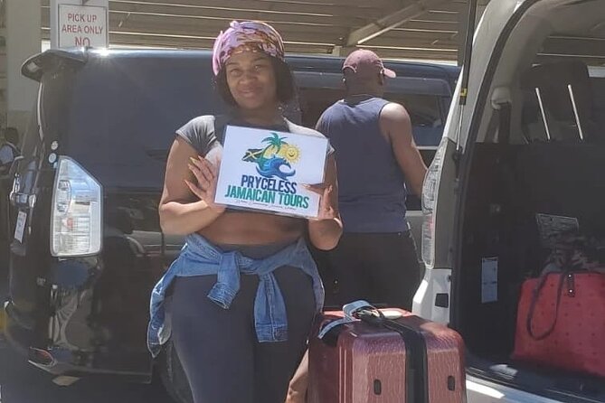 Ocean Coral Spring and Eden Bay Airport transportation services - From Sangster International Airport to Ocean Coral Spring and Ocean Eden Bay: What You’ll Experience