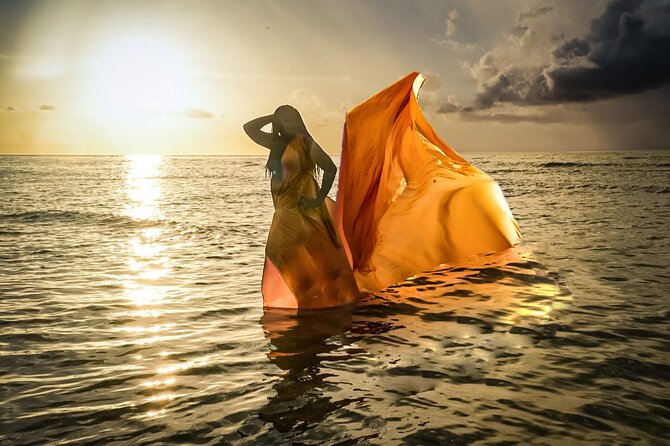 OceanShootJamaica Flying Dress, Montego Bay - The flow from pickup to standing in the ocean