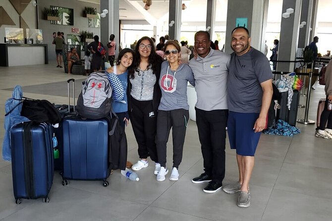 Ocho Rios Private Airport Transfer - Practical tips to make pickup painless