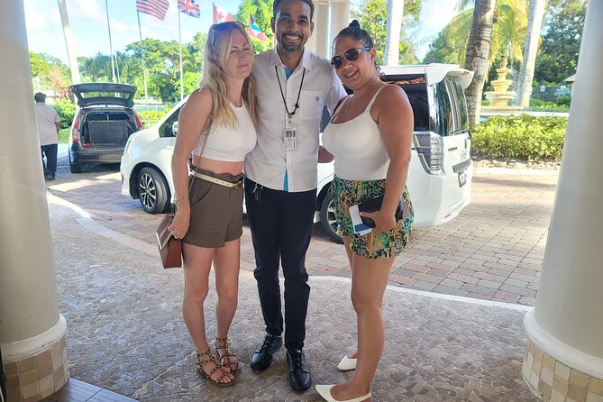 One way Private transfer from Airport to Resorts - A private MBJ transfer that feels like vacation, not logistics