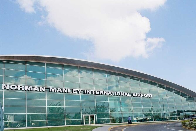One way Private transfer from Airport to Resorts - Who this transfer fits best