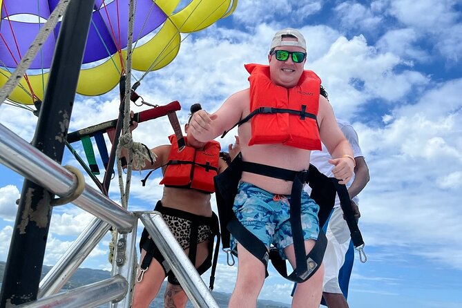 Parasailing Experience in Montego Bay - The 12-minute flight over reefs and coastline