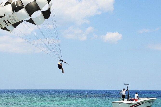 Parasailing, Sea Tubing & Jet Ski from Montego Bay- Private tour - Jet Skiing for 30 Minutes: Fast Fun, New Angles