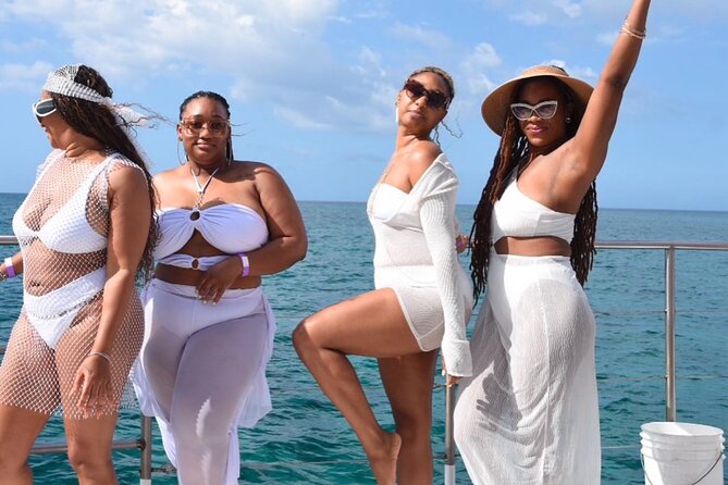 Party Catamaran: OpenBar, Music, Negril Beach, Caves, Snorkeling - Margaritaville Negril and 7 Mile Beach time: what you really do