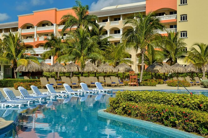 Private Airport Transfer to Iberostar Rose Hall Resort - Pickup Day: Time, meeting your driver, and luggage help
