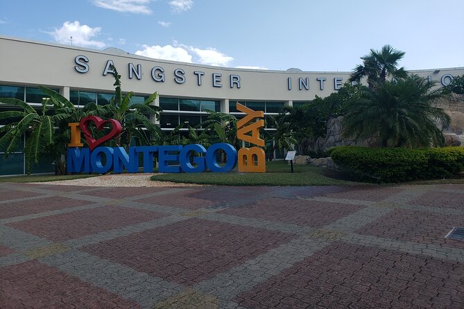 Private Airport Transfer to Royalton, Ocean Coral Spring & Excellence Oyster Bay - Photo Stops Without Losing Your Timing
