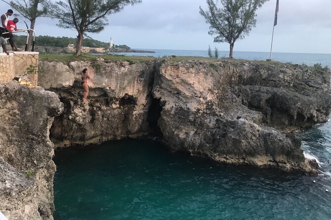 Private and Customized Tour to Negril From Montego Bay - What’s included versus what you’ll pay for yourself