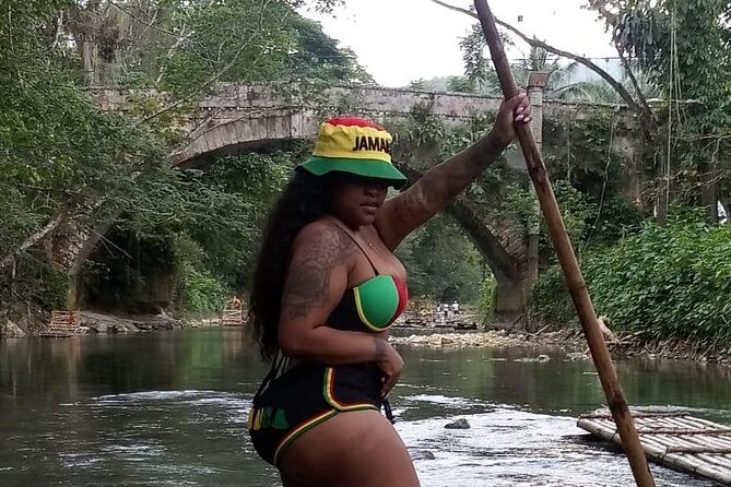 Private Bamboo Rafting Tour with Leg Massage and Hip-Strip - The limestone leg massage: the reason many people book twice