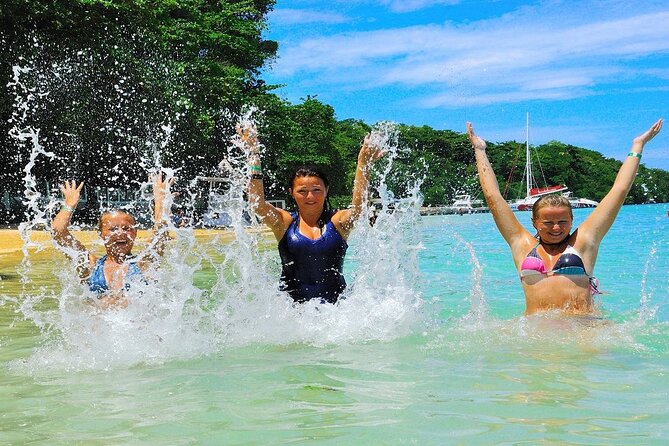 Private Dunn's River Falls Adventure from Montego Bay - Packing list and small costs to plan for (locker, cash, WiFi)