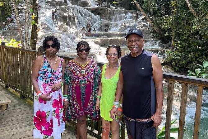 Private fun fill tour from Montego Bay to dunns river & blue hole - Dunn’s River Falls and Park: Climbing the Famous Steps With Help