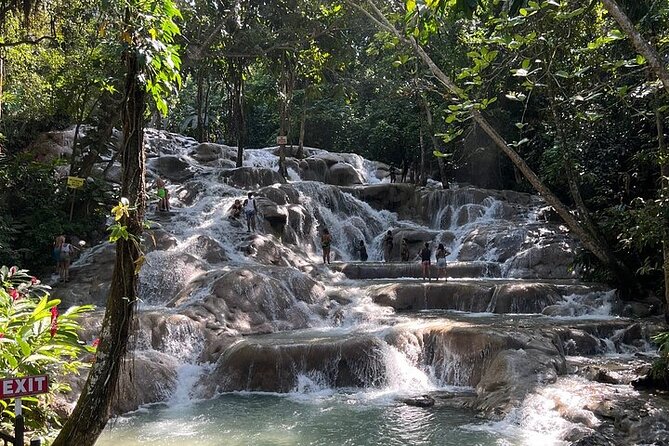 Private fun fill tour from Montego Bay to dunns river & blue hole - Ocho Rios Jerk Center Lunch Stop: Eat Real Jamaican Food, Not Guesswork
